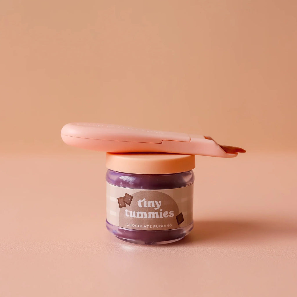 Tiny Harlow - Tiny Tummies Food Jar and Spoon Set - Chocolate Pudding