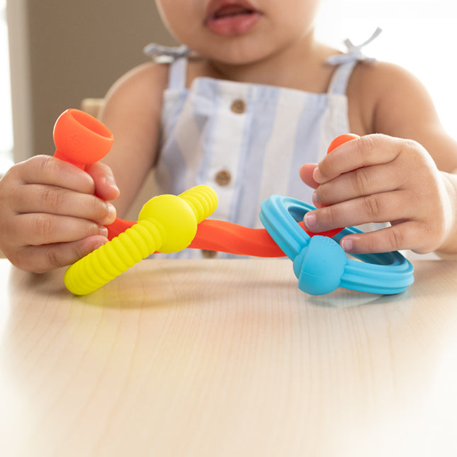 Fat Brain Toys Kit Plip Set di 52 pezzi in silicone flessibile in Fat Brain Toys Kit Plip Set di 52 pezzi in silicone flessibile in