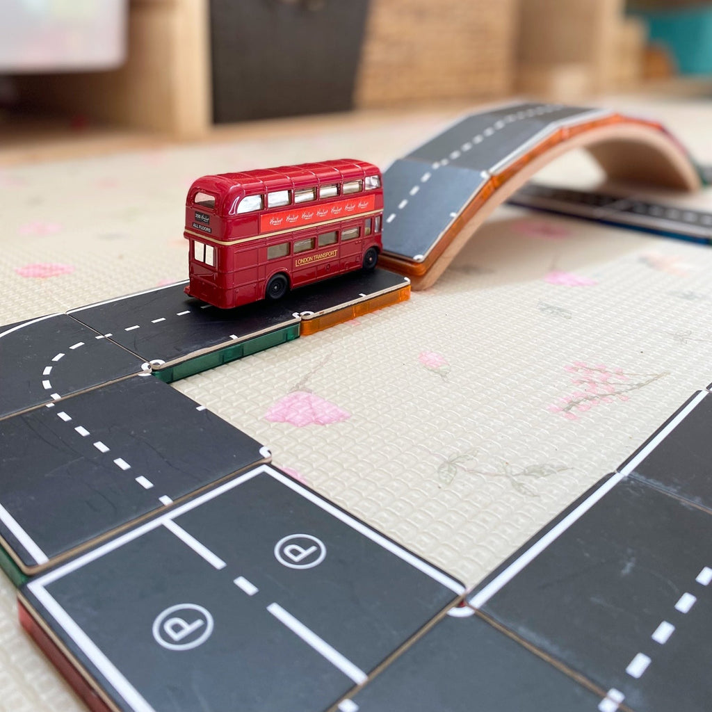 Magnetic tile toppers - road pack set up with bridge and london red bus
