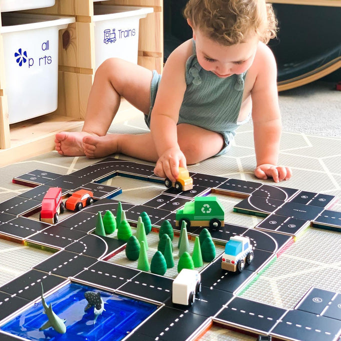 Learn & Grow Toys- Magnetic Tile Topper - Road Pack (40 Piece)