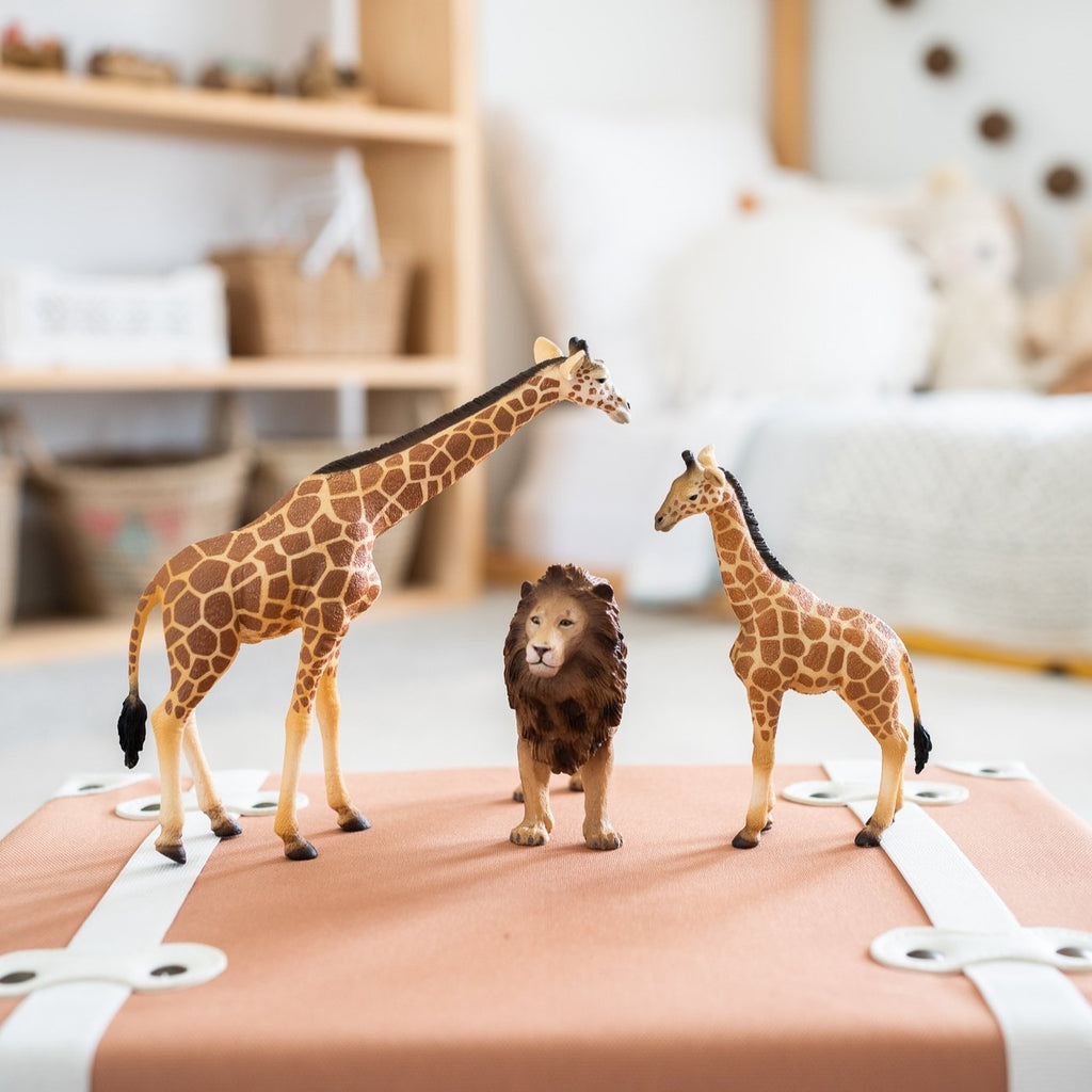 CollectA - Gus the Giraffe Calf - CollectA - The Creative Toy Shop