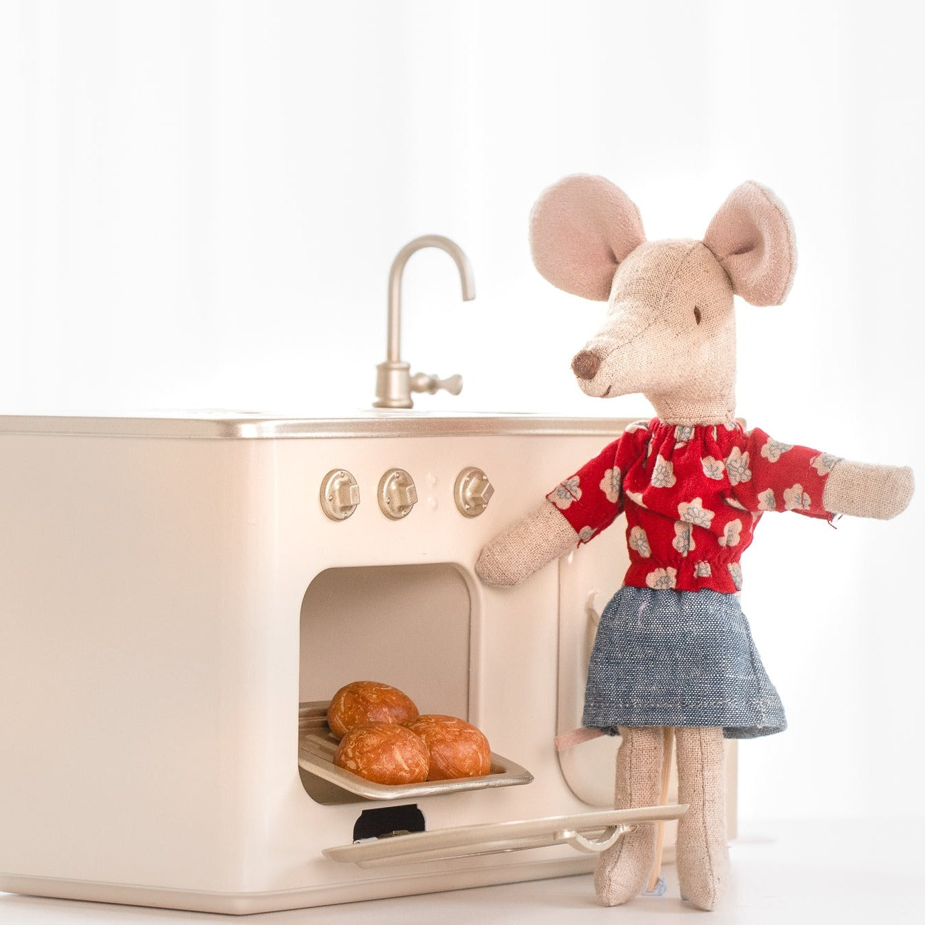Maileg Miniature Kitchen The Creative Toy Shop