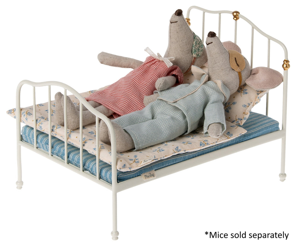 Maileg -  Micro Bed for Mouse - Off White