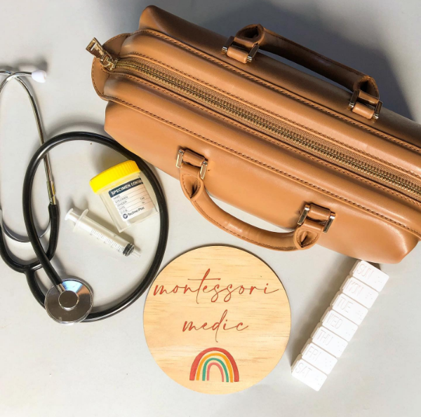 Montessori Medic - Doctors Kit (Tan)