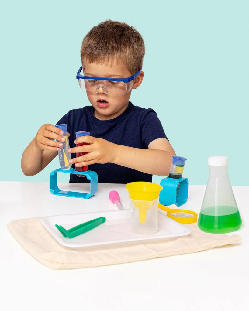 The Play Card - Science Kit